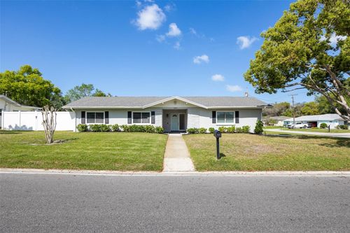 2396 Mangrum Dr, Dunedin, FL, 34698-2232 | Card Image
