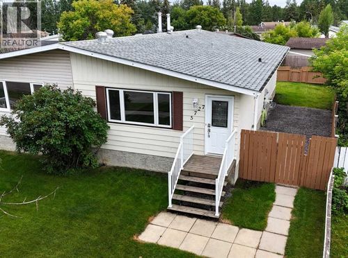 5727 Westhaven Dr, Edson, AB, T7E1J5 | Card Image