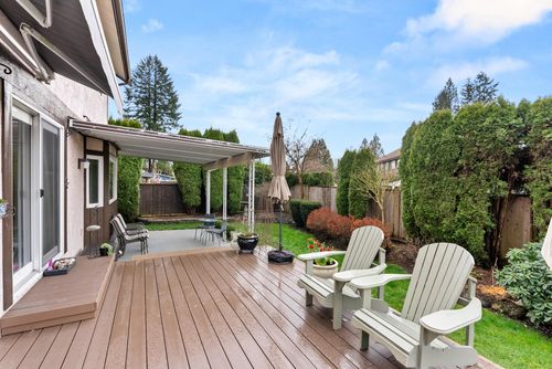 12239 212 St, Maple Ridge, BC, V2X8S4 | Card Image