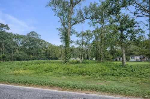 204 County Road 6477, Dayton, TX, 77535-4483 | Card Image