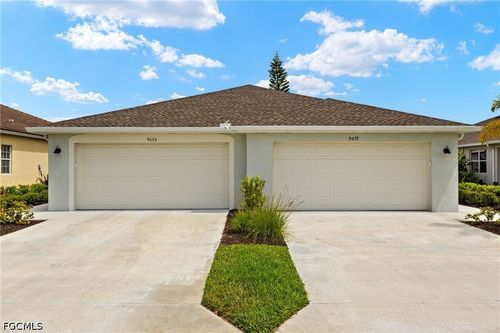 9077 Leatherwood Loop, LEHIGH ACRES, FL, 33936-4949 | Card Image