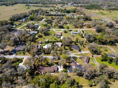 2903 Oak Crest Drive, House other with 4 bedrooms, 3 bathrooms and null parking in Plant City FL | Image 2