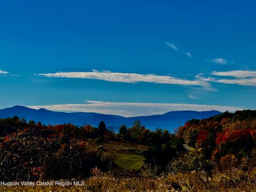 631 Columbia St, Hudson, NY, 12534-2504 | Card Image