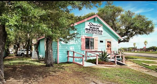 217 W Nelson Ave, Aransas Pass, TX, 78336-2446 | Card Image