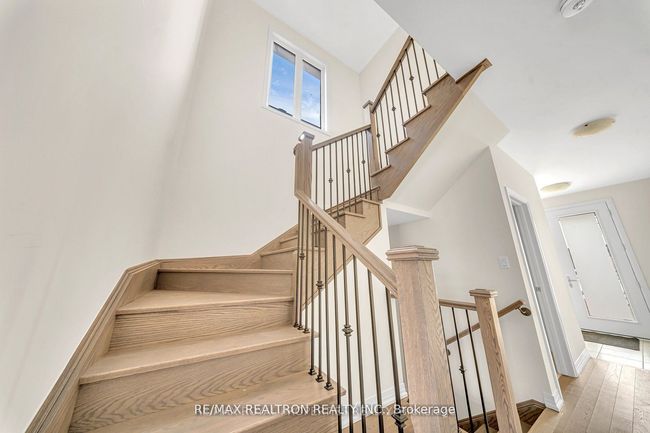 1053 Zircon Manor, House other with 4 bedrooms, 3 bathrooms and 1 parking in Pickering ON | Image 19