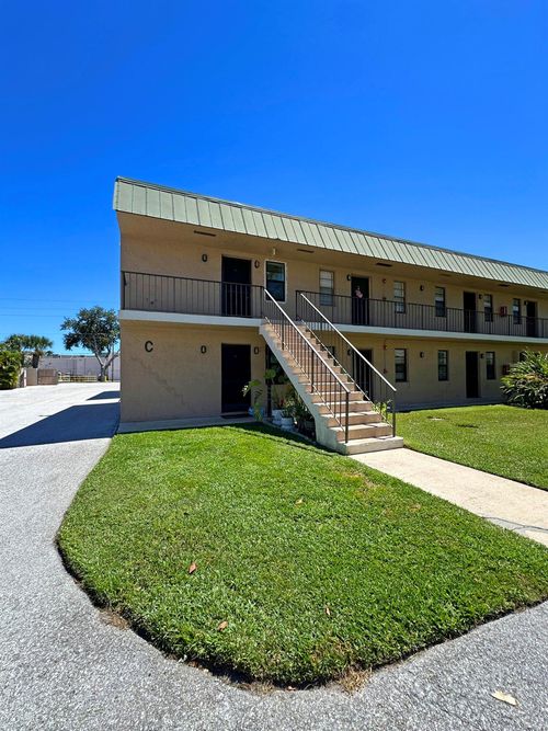 3-31-1081 Se Monterey Rd, Stuart, FL, 34994-4550 | Card Image