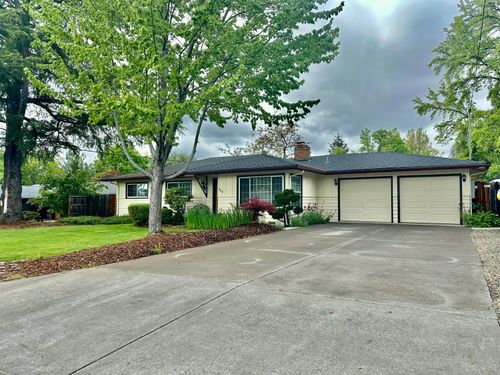 308 Havana Ave, Medford, OR, 97504-7717 | Card Image
