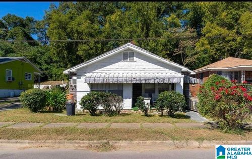 1052 Avenue E, BIRMINGHAM, AL, 35218-1043 | Card Image