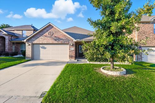 10120 Long Branch Dr, Mckinney, TX, 75071-1262 | Card Image