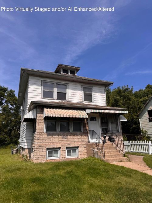 564 Carolina St, Gary, IN, 46402-1426 | Card Image