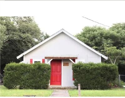 View of front facade | Image 1