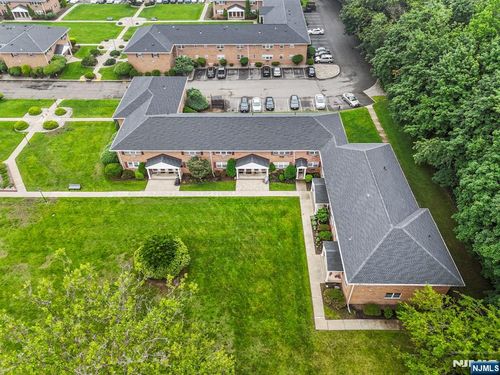 141 Maple Ave, Hillsdale, NJ, 07642-2510 | Card Image