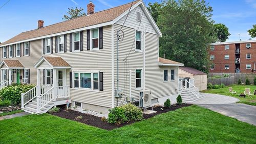 33-33 Minot St, Reading, MA, 01867-3541 | Card Image
