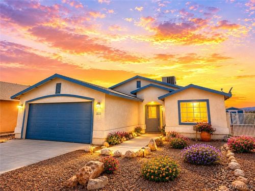 2875 N Jerome St, Kingman, AZ, 86401-4403 | Card Image