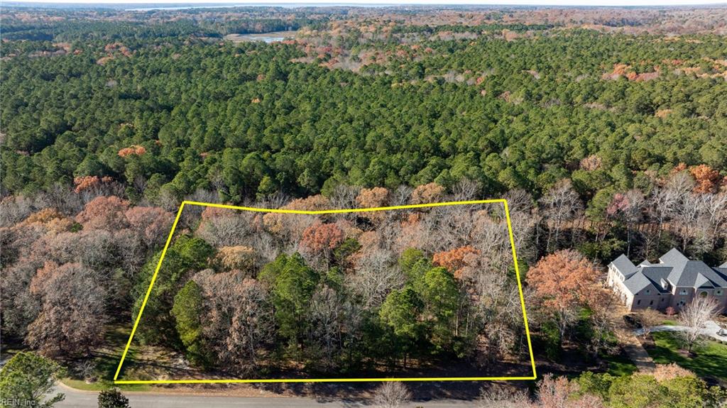 Land in Williamsburg 2