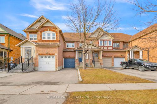 3865 Allcroft Rd, Mississauga, ON, L5N7E3 | Card Image