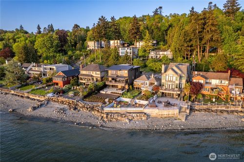 5637 Beach Dr Sw, Seattle, WA, 98136-1345 | Card Image