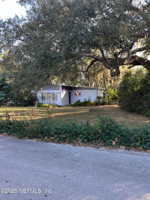111 Cedar St, Palatka, FL, 32177-6505 | Card Image