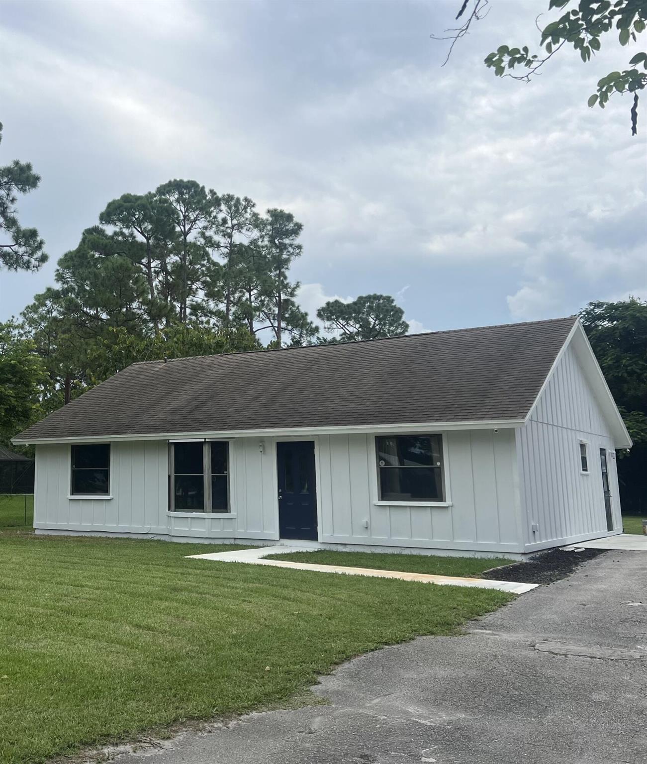 59th St, West Palm Beach, FL 33411