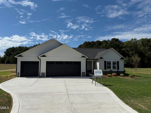 103 Maxwell Farm Ln, Selma, NC, 27576-4403 | Card Image