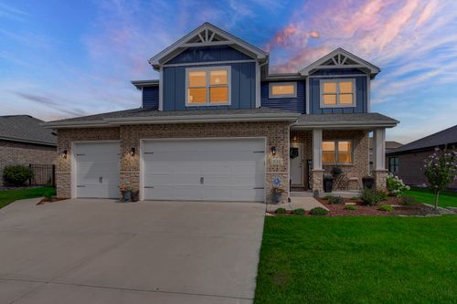 531 Blackberry Ln, New Lenox, IL, 60451-3694 | Card Image