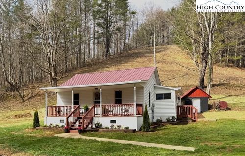 303 Sugar Tree Rd, Warrensville, NC, 28693-9320 | Card Image