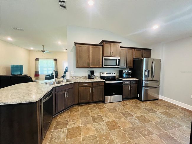 13 Barley Ln, House other with 3 bedrooms, 2 bathrooms and null parking in PALM COAST FL | Image 5