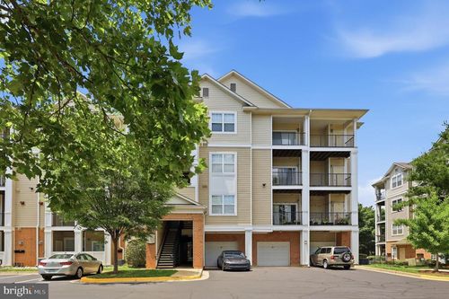 203-19623 Galway Bay Cir, GERMANTOWN, MD, 20874-4612 | Card Image