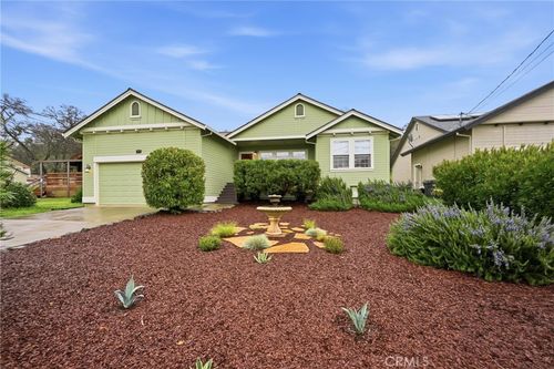 19072 Hidden Valley Rd, Hidden Valley Lake, CA, 95467-8047 | Card Image