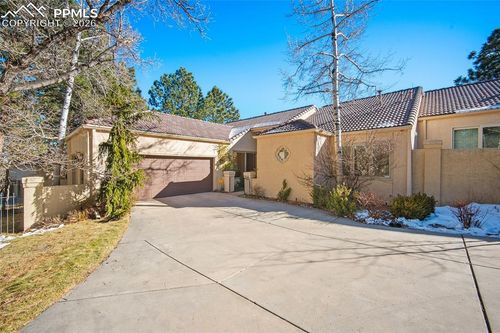 1425 W Cheyenne Mountain Blvd, Colorado Springs, CO, 80906-6211 | Card Image