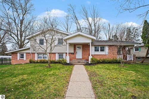 1320 E Lincoln St, Mt. Pleasant, MI, 48858-1954 | Card Image