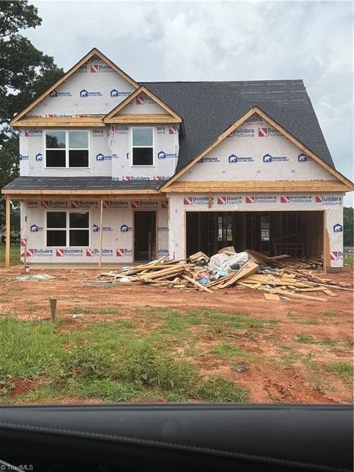1264 Washburn Rd, Madison, NC, 27025-8238 | Card Image