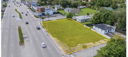 1477 Nw 79th St, MIAMI, FL, 33147-5371 | Card Image