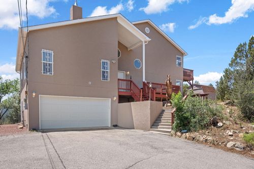 75 Matterhorn Dr, Cedar Crest, NM, 87008-9702 | Card Image