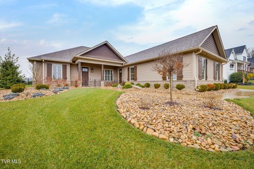 1517 Conestoga Pass, Johnson City, TN, 37601-3586 | Card Image