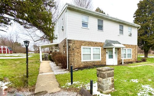 670 Perry Hwy, Harmony, PA, 16037-8412 | Card Image