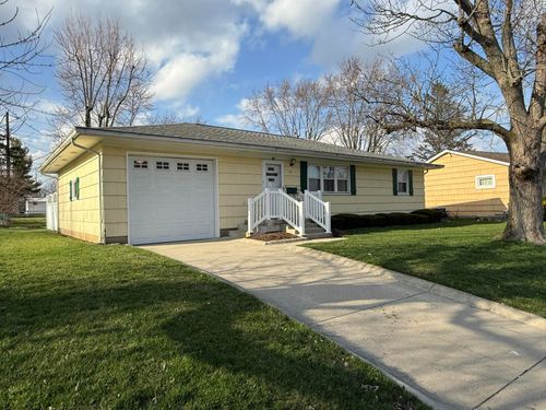 41 Westmoor Dr, London, OH, 43140-1040 | Card Image