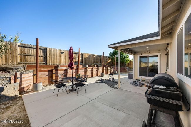 1827 Hickory Ln, House other with 4 bedrooms, 2 bathrooms and 2 parking in Fernley NV | Image 42