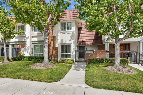 6907 Orangewood Ave, Cypress, CA, 90630-5742 | Card Image