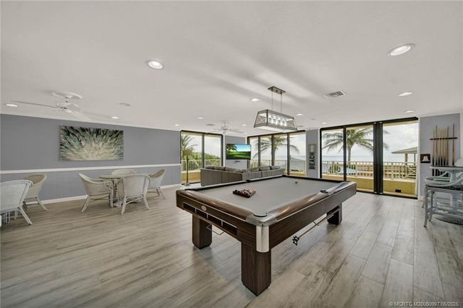7 - 10600 S Ocean Dr, Condo with 2 bedrooms, 2 bathrooms and null parking in Jensen Beach FL | Image 22