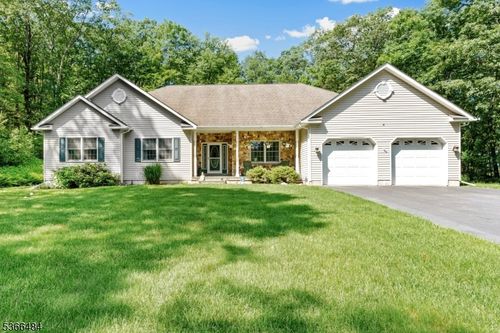 151 Hope Rd, Great Meadows, NJ, 07838-2407 | Card Image
