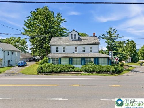 402 W Moorestown Rd, Nazareth, PA, 18064-9569 | Card Image