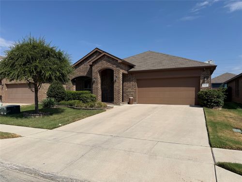 925 Meadow Scape Dr, Burleson, TX, 76028-7135 | Card Image