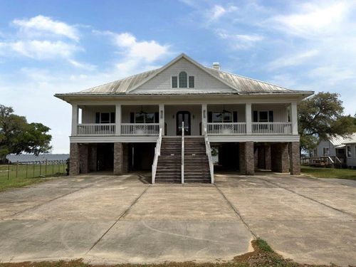 9057 Dauphin Island Pkwy, Theodore, AL, 36582-7011 | Card Image