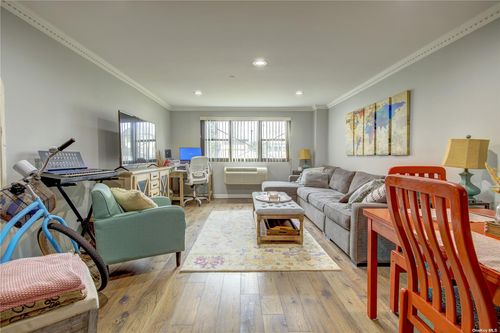apt-109-185 W Park Ave, Long Beach, NY, 11561-3328 | Card Image