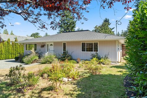 97 Bald Eagle Cres, Bowser, BC, V0R1G0 | Card Image