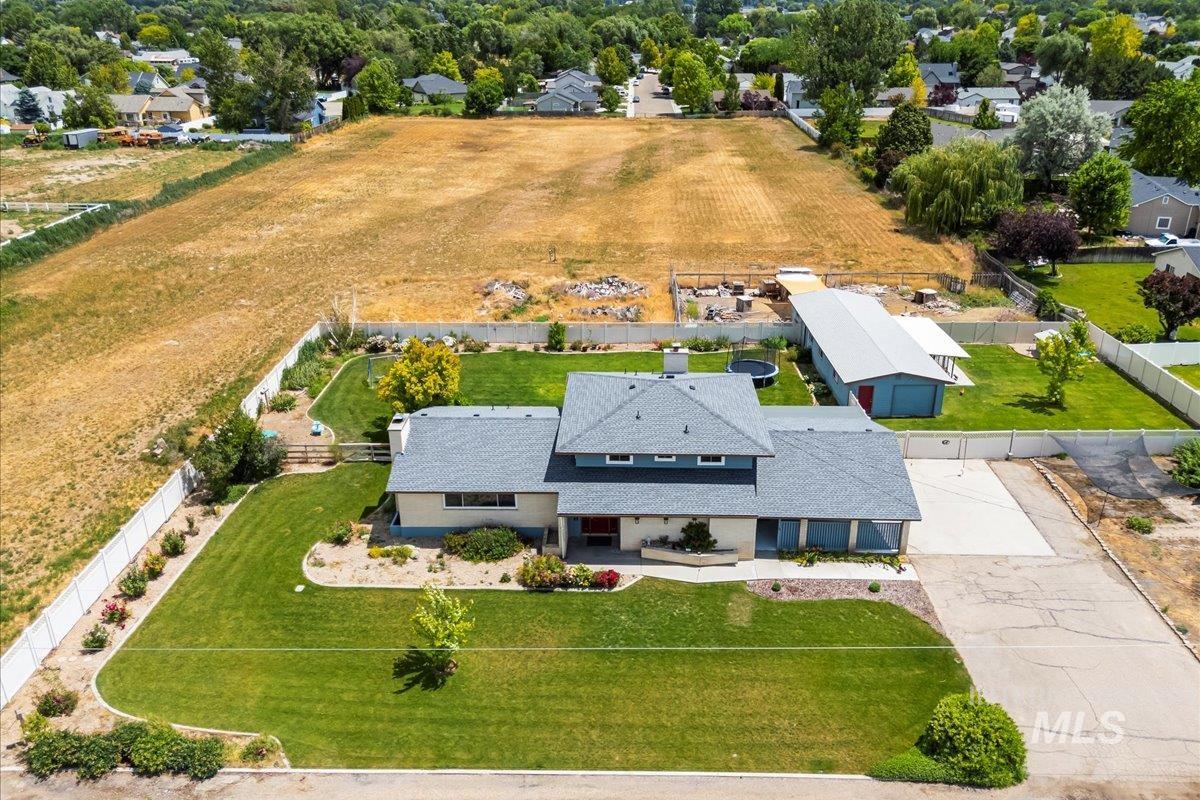Dorman Ave, Caldwell, ID 83605