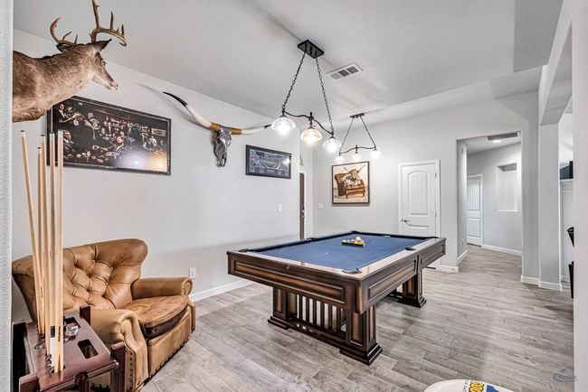 6917 Mcpherson Ln, House other with 4 bedrooms, 2 bathrooms and 2 parking in Midland TX | Image 5