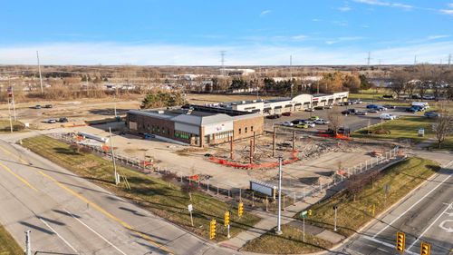 66998 Van Dyke Rd, Washington Township, MI, 48095-2001 | Card Image