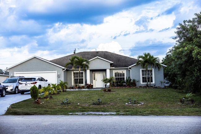 4213 Sw Whitebread Rd, House other with 4 bedrooms, 3 bathrooms and null parking in Port St. Lucie FL | Image 37